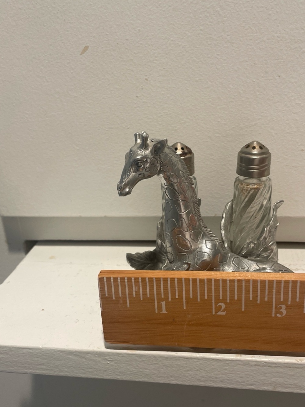 Fitz and Floyd Giraffe Salt & Pepper Set - Picture 12 of 13